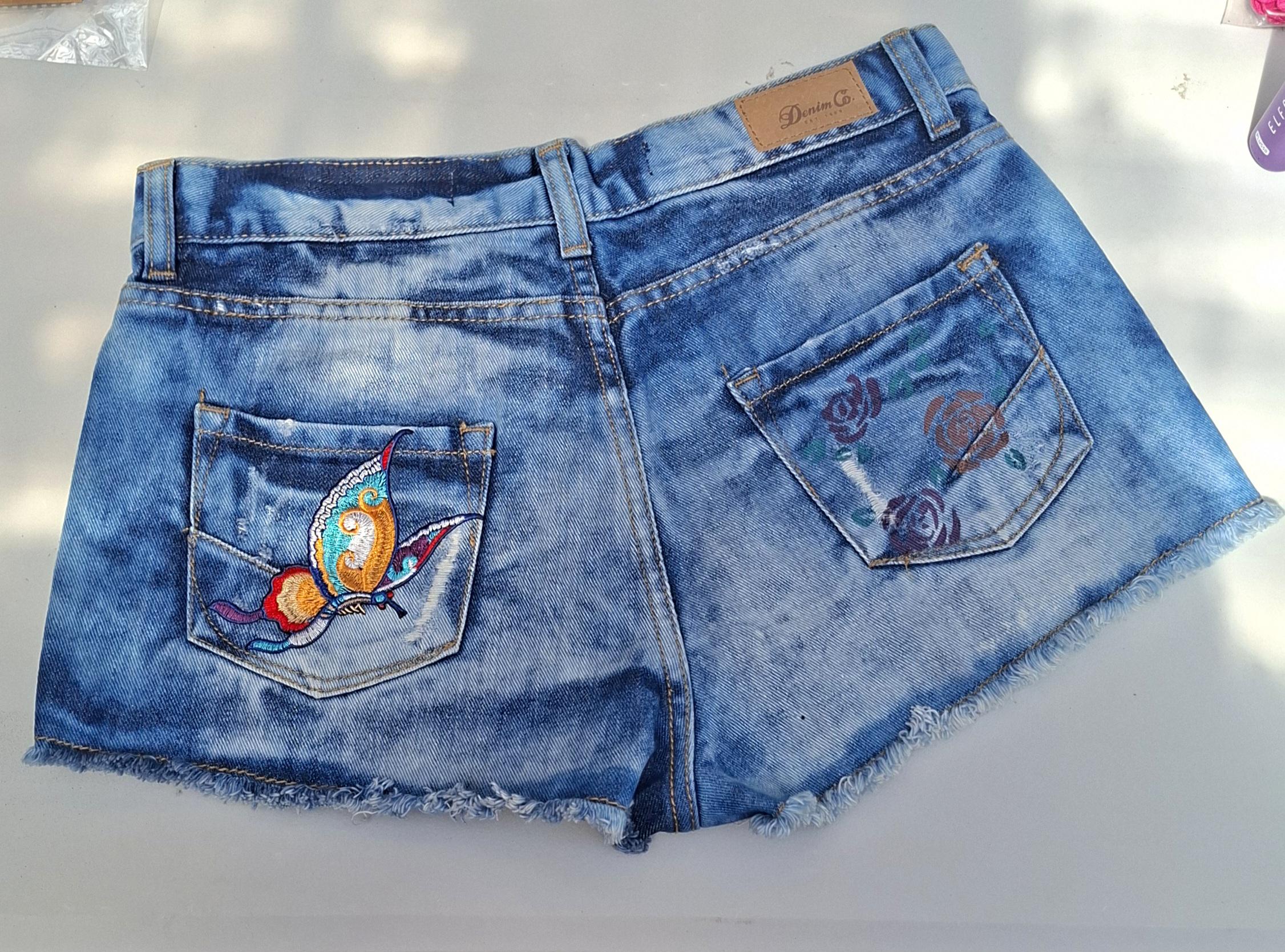 Distressed Ripped Denim Hot Pants Shorts (Size 8) – Hand Painted Flower Detail
